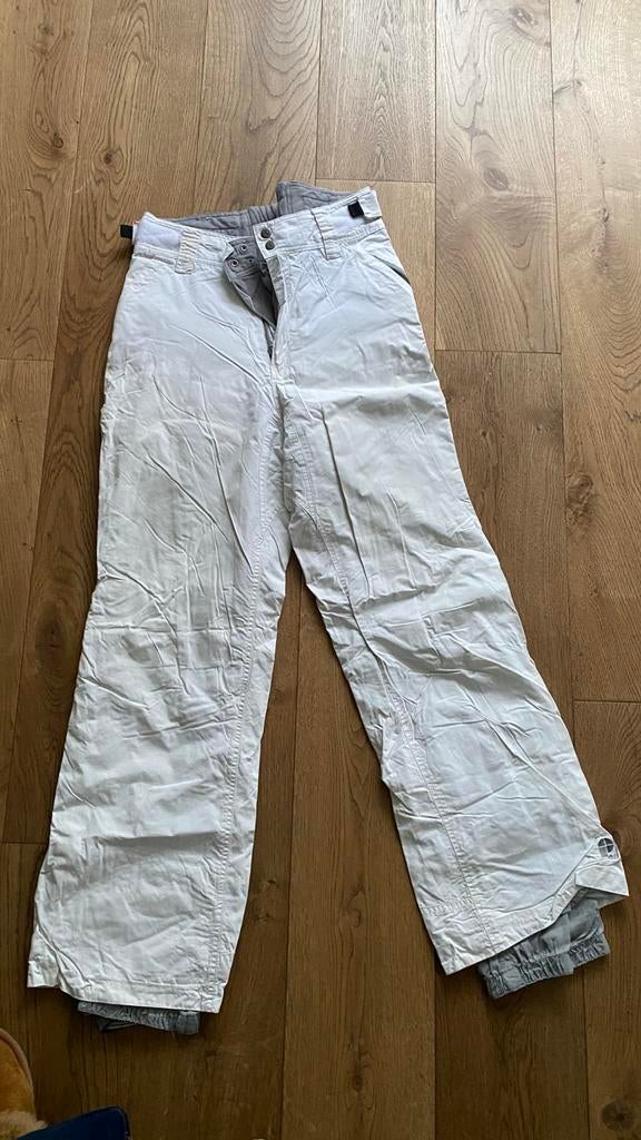 Skibroek, protest. Kleur: wit. Maat 38, Kleding | Dames, Wintersportkleding, Ophalen of Verzenden, Gedragen, Maat 38/40 (M), Broek