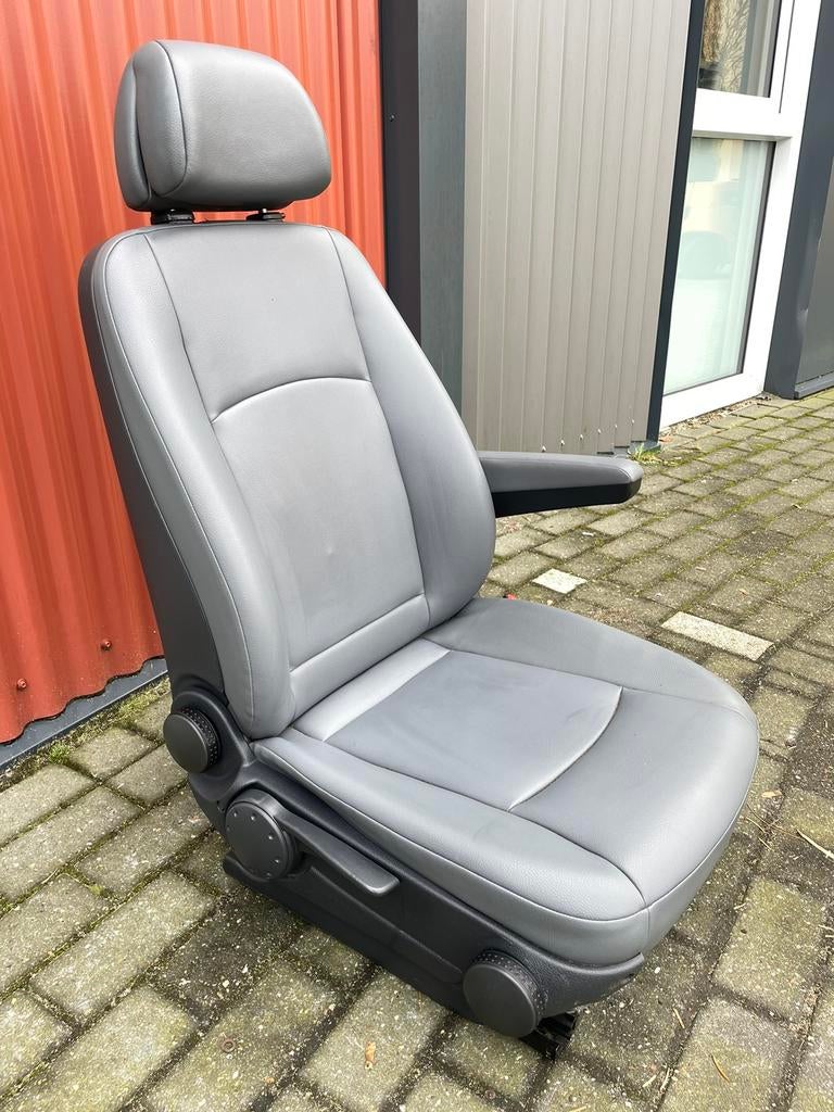 Bijrijdersstoel stoel rechts Mercedes Vito w639 grijs leder, Ophalen of Verzenden, TymTop, Tymtop5@gmail.com, 3161EK