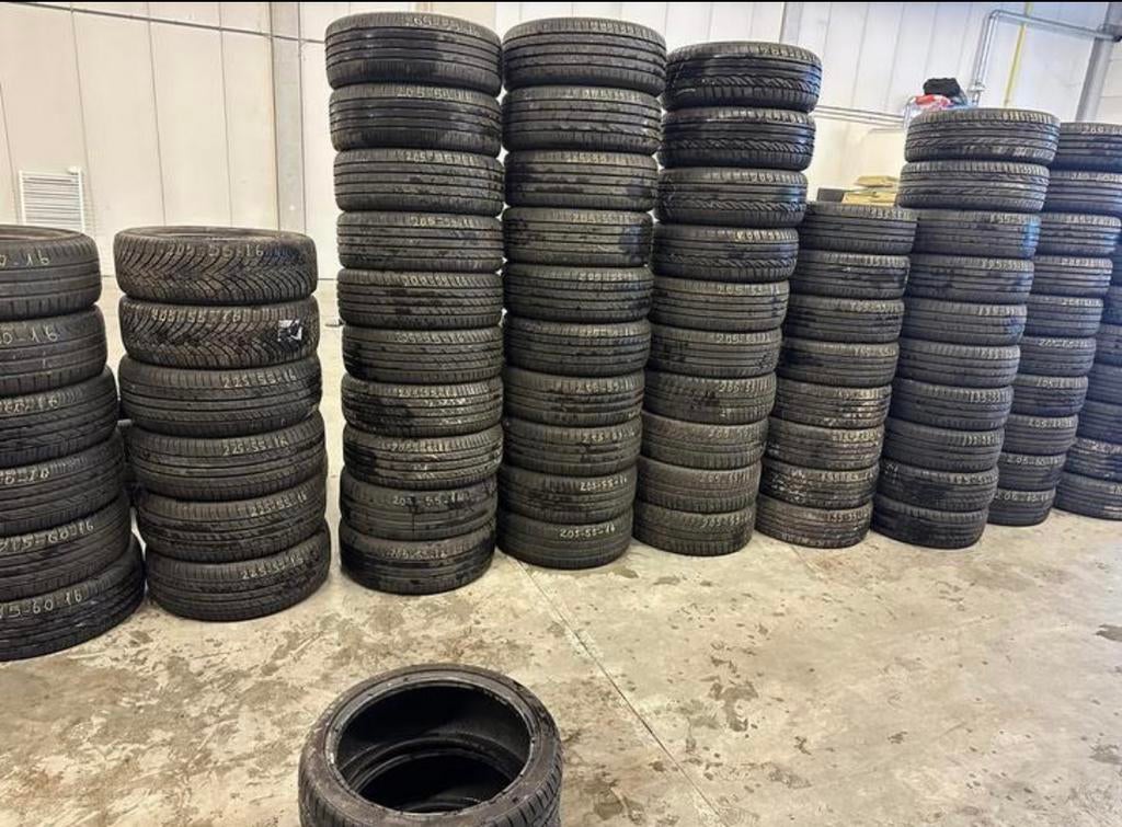 205 55 17 / 215 55 17 / 225 55 17 / 215 60 17 / 235 65 17, Auto-onderdelen, Banden en Velgen, 215 mm, 17 inch, Ophalen of Verzenden