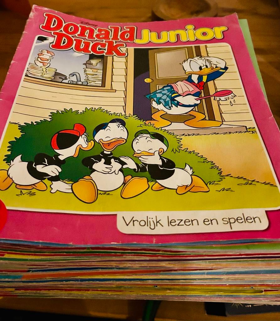 Donald Duck Junior - 20 Stuks fijn voor dyslexie, Meerdere stripboeken, Ophalen of Verzenden, Gelezen