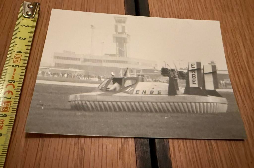 Foto ENBE luchtkussen voertuig 1960, Ophalen of Verzenden, Gebruikt, Kaart, Foto of Prent