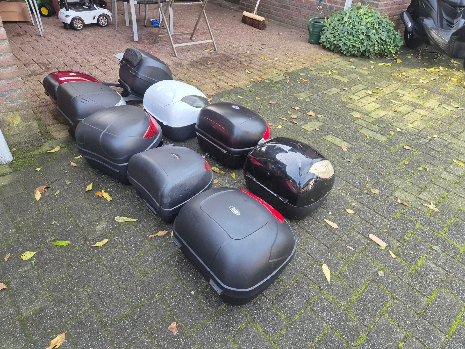 scooterkoffer - scooterbox - gebruikt v.a 10 euro, Fietsen en Brommers, Ophalen of Verzenden, Gebruikt, Overige typen, Overige merken