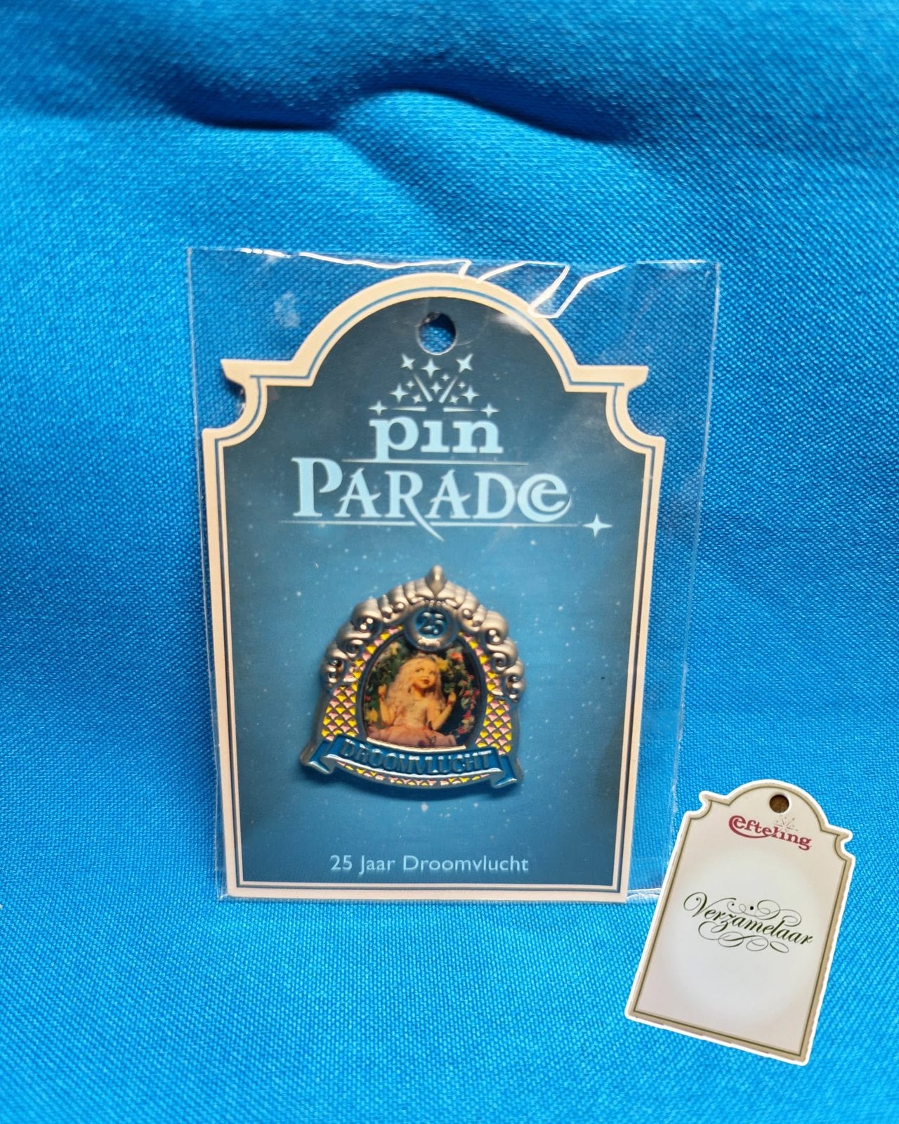 Efteling jubileum pin Droomvlucht 25 jaar nieuw n verpakking, Ophalen of Verzenden, Nieuw, Button of Speldje
