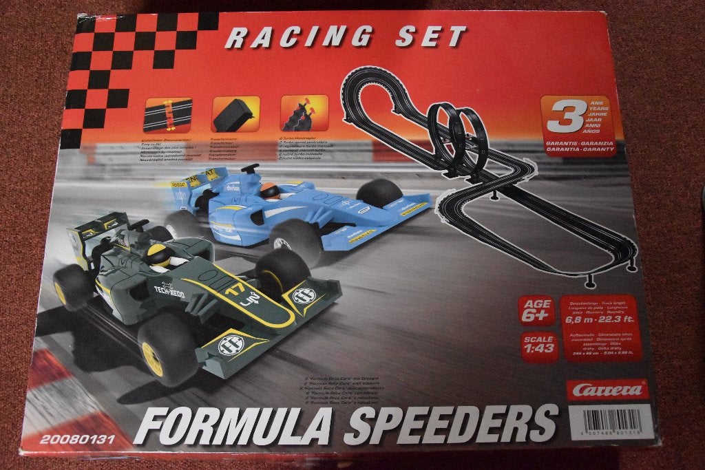 Carrera racebaan van 6,8m - Zo goed als nieuw, Racebaan, Carrera, Ophalen of Verzenden, Zo goed als nieuw