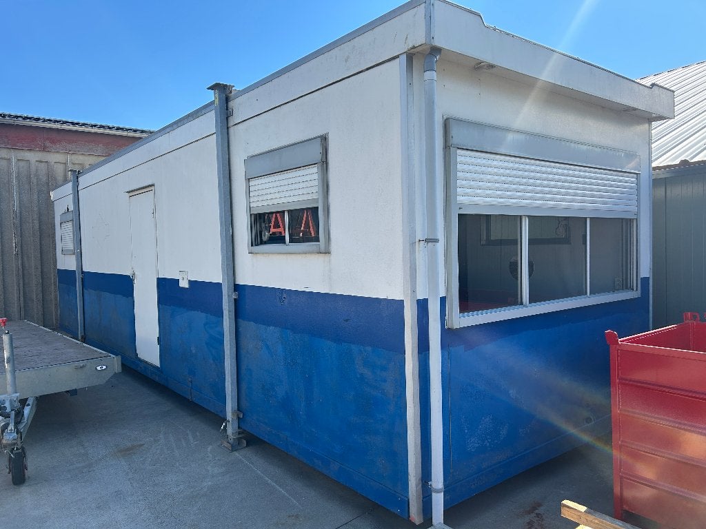 Kantoorunit ca 3x9,8m, Ophalen, Gebruikt
