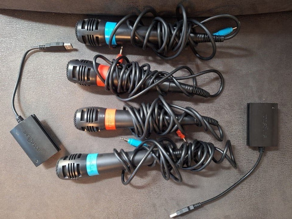 PlayStation Singstar Microfoons (4 stuks) met USB Converter, Spelcomputers en Games, Ophalen of Verzenden, Zo goed als nieuw, Microfoon