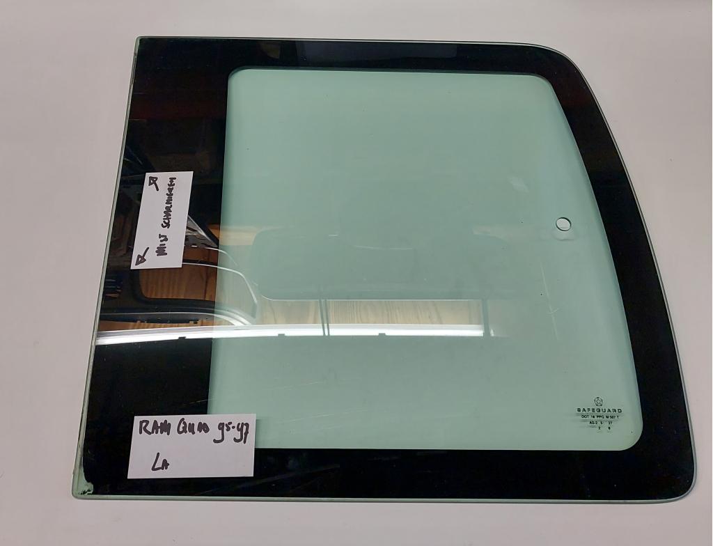 Dodge Ram Club Cab zijruit 1995-2001, Auto-onderdelen, Ruiten en Toebehoren, Gebruikt, PO Box 21-8004 | Auburn Hills, MI 48321-8004