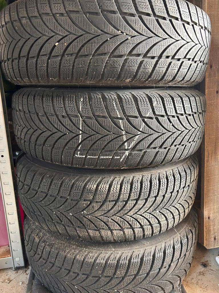 Complete set Novex winterbanden op velg (195/65 R15), Ophalen, Gebruikt, 15 inch, Banden en Velgen
