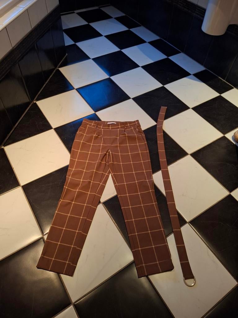 Studio Anneloes Bruine Broek Maat S met Centuur, Studio Anneloes, Bruin, Ophalen of Verzenden, Zo goed als nieuw