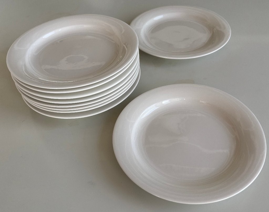 10 witte gebaksbordjes van Arabia Arctica, Huis en Inrichting, Keuken | Servies, Arabia, Keramiek, Ophalen of Verzenden, Zo goed als nieuw