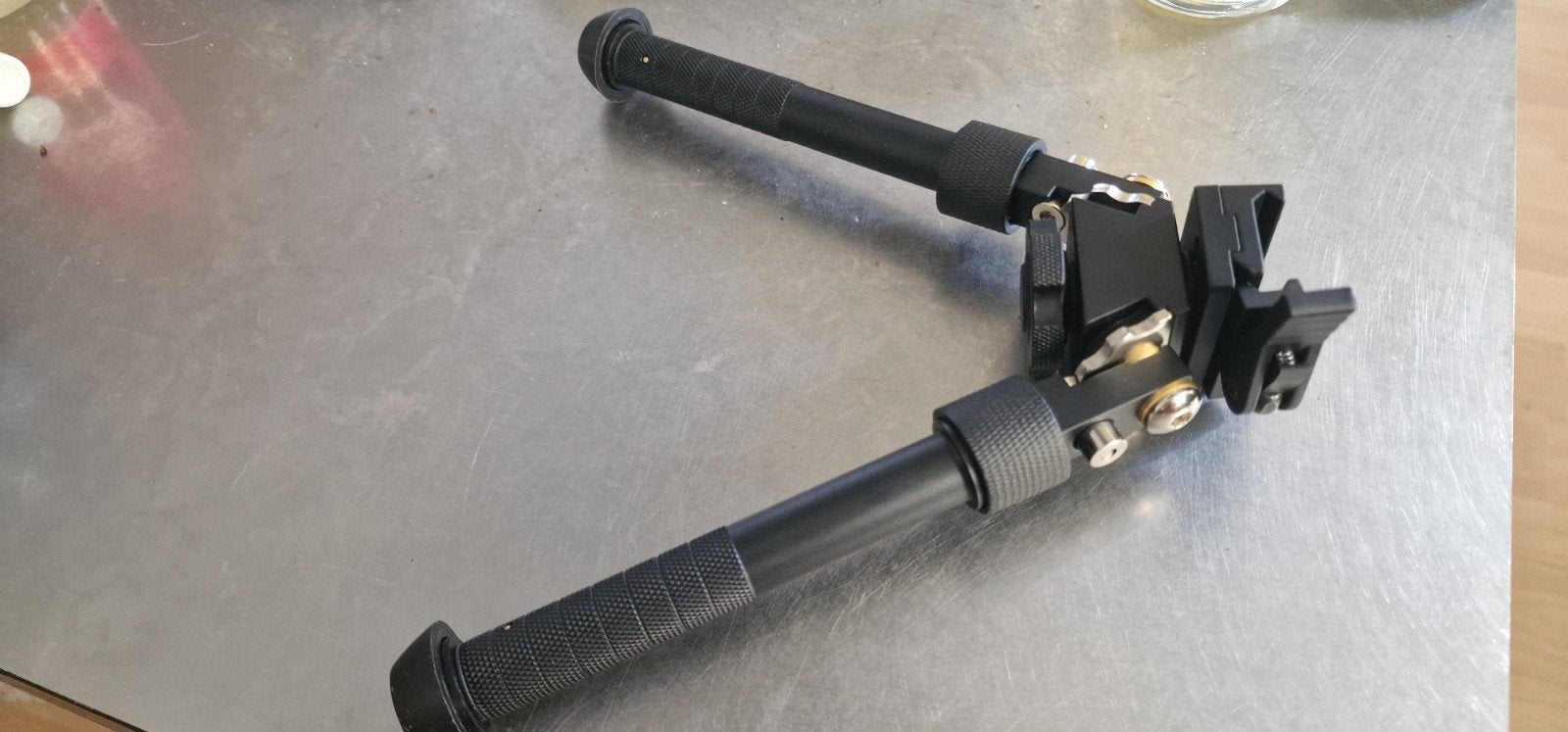 Bipod Atlas-style voor picatinny rail, Ophalen of Verzenden, Zo goed als nieuw