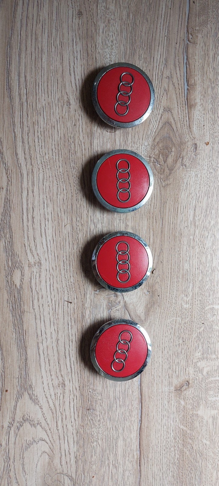 Audi naafdoppen 69mm, Ophalen of Verzenden, Gebruikt, Audi