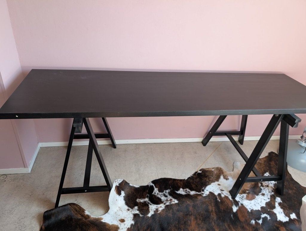 Bureau met schragen - zwart, Zwart, Gebruikt, Spaanplaat of MDF, 70 cm