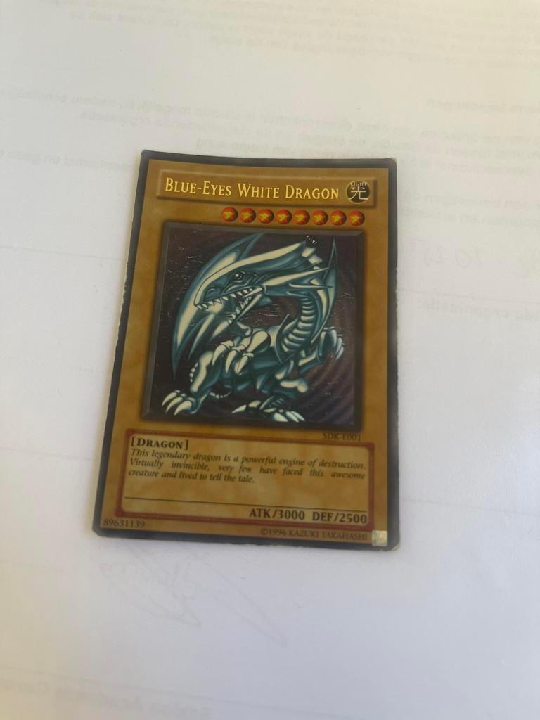 Yu-Gi-Oh! Blue-Eyes White Dragon kaart, Ophalen of Verzenden, Gebruikt, Losse kaart