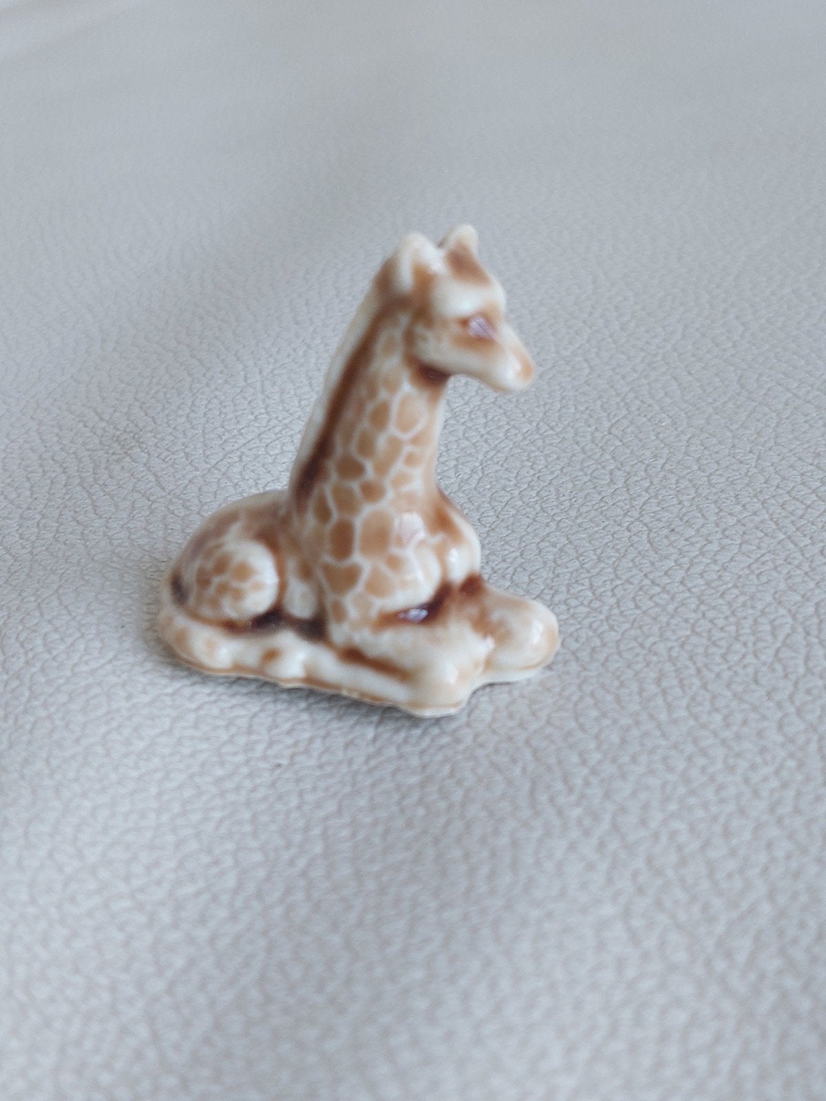 Beeldje van een giraffe Wade, Verzenden, Zo goed als nieuw, Dier