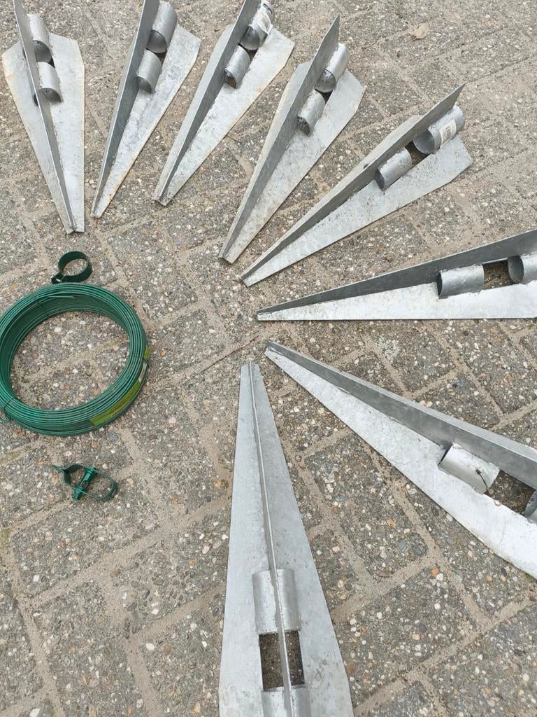 Gaas,  10 grondankers, spandraad, stokken, gaas spanners, 8, Ophalen of Verzenden