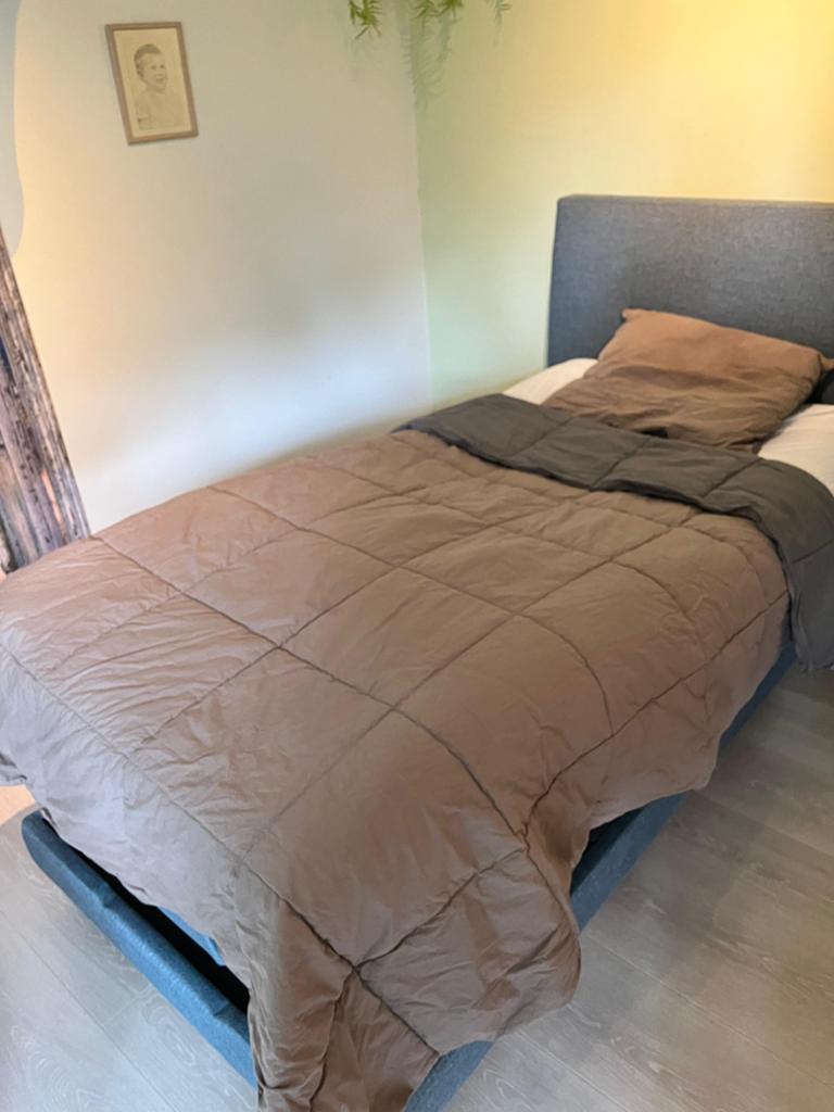 Boxspring Blauw, Ophalen, Zo goed als nieuw