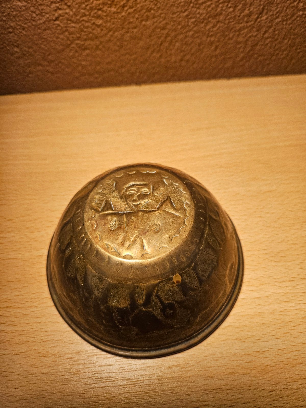 Kleine koperen oosterse waskom. Indiase messing kom, Antiek en Kunst, Antiek | Koper en Brons, Ophalen of Verzenden