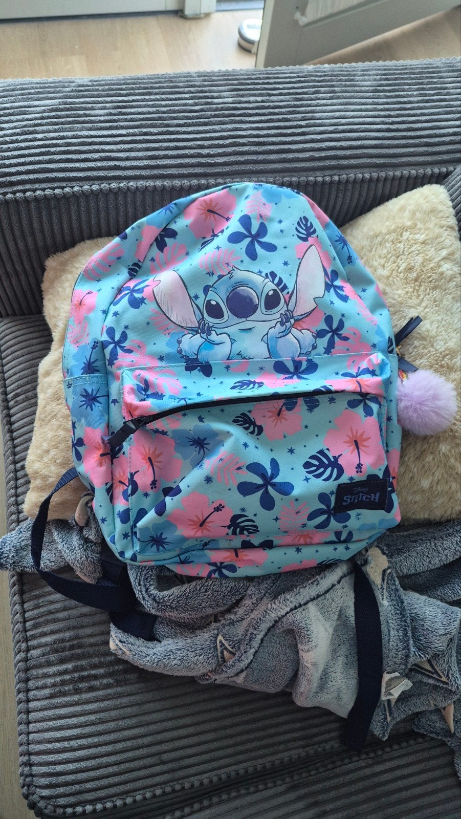 Leuke Stitch rugzak met bloemenprint, Sieraden, Tassen en Uiterlijk, Tassen | Rugtassen, Ophalen, Disney of Dora, 30 tot 45 cm