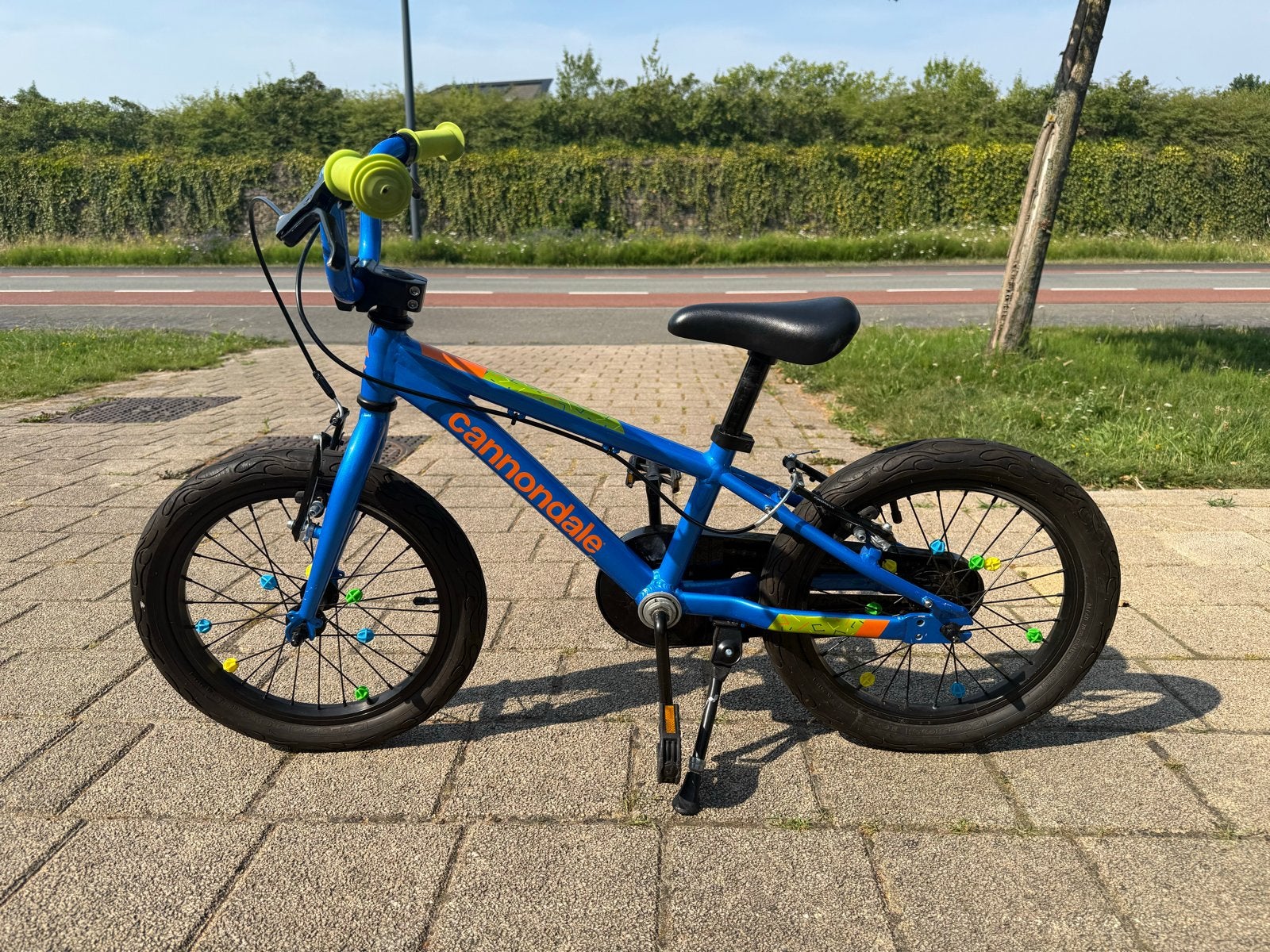 Cannondale Trail 16 kinderfiets (met zijwieltjes), Ophalen, Zijwieltjes, Velgrem, 16 tot 20 inch