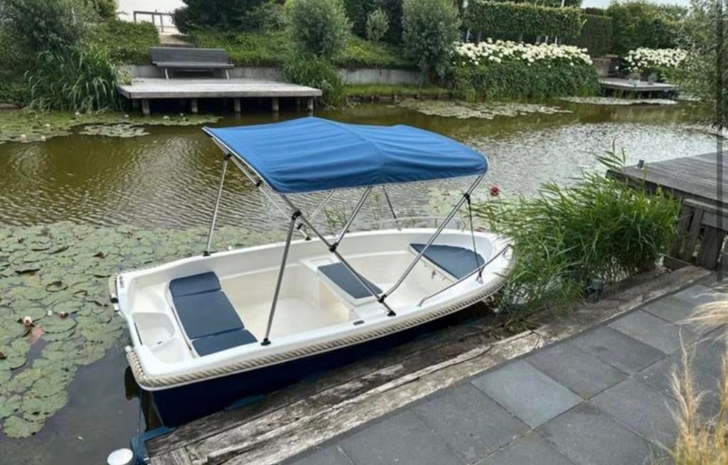 boot zonder vaarbewijs met nieuwe Mercurimotor En trailer!, Ophalen, Zo goed als nieuw, Tot 6 meter, Polyester
