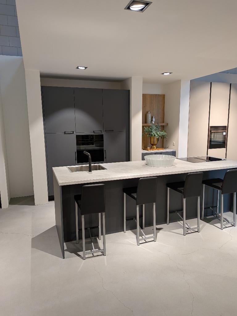 Showroomkeuken in fenix groen, Ophalen, Overige typen, Nieuw, Kunststof