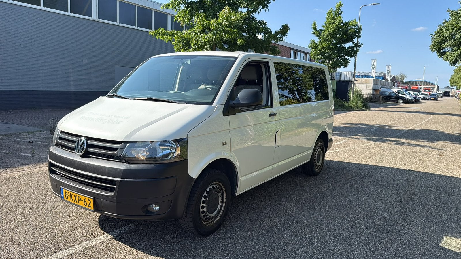 Volkswagen Transporter 2.0 TDI Kombi 2013 9 persoons, Auto's, Volkswagen, Voorwielaandrijving, Euro 5, Stof, Zwart