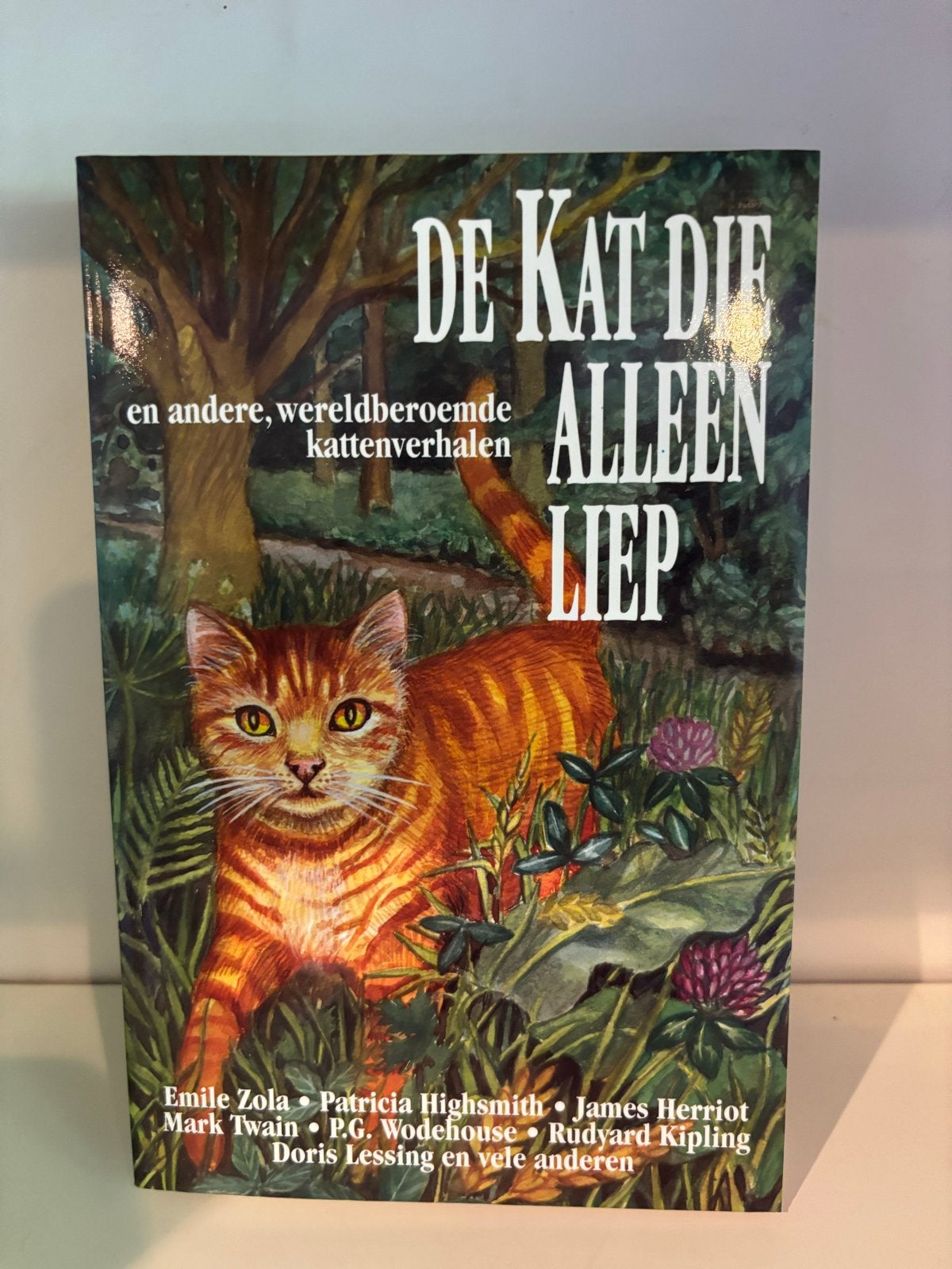 De Kat Die Alleen Liep - Wereldberoemde Kattenverhalen, Boeken, Ophalen of Verzenden, Gelezen, Europa overig