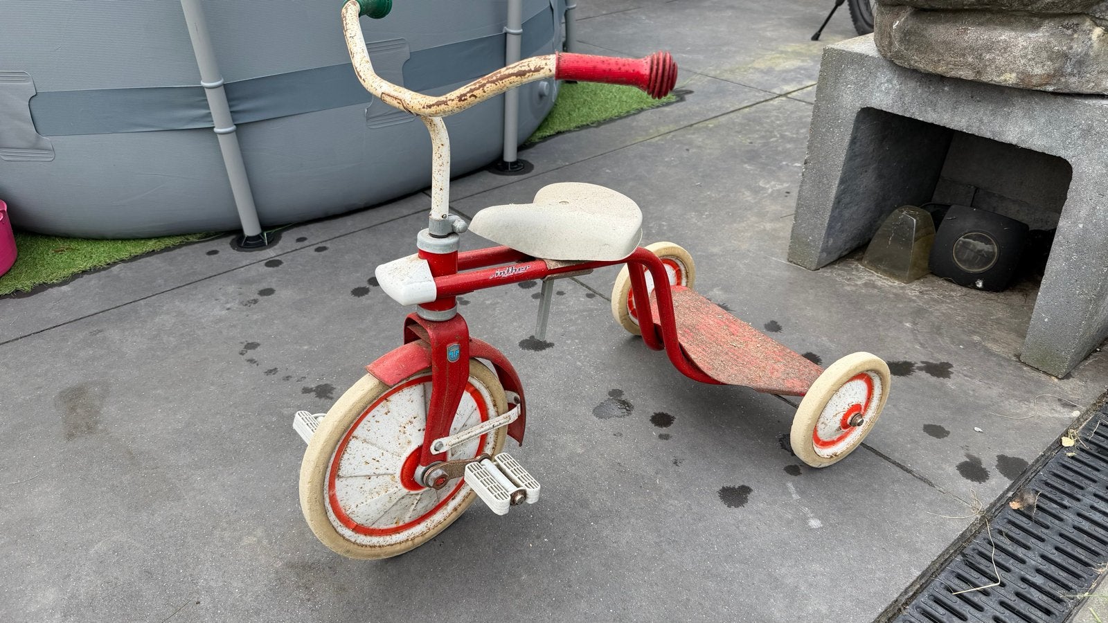 Vintage driewieler, bijna 50 jaar oud - Retro speelgoed, Fietsen en Brommers, Fietsen | Driewielers, Ophalen, Gebruikt, Nvt, Nvt