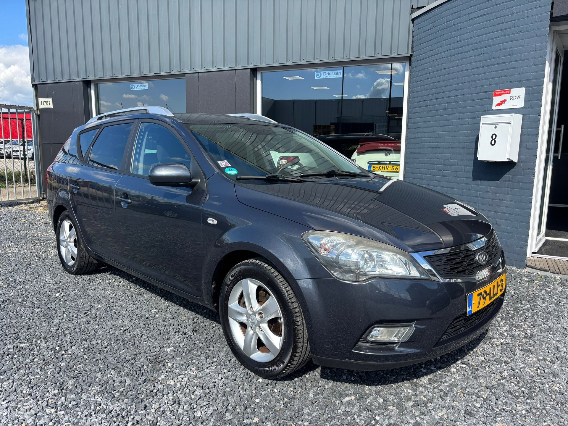 Kia Cee'd 1.4 CVVT X-ecutive | Facelift | Airco | Navi | APK, Auto's, Voorwielaandrijving, Euro 5, Stof, Gebruikt