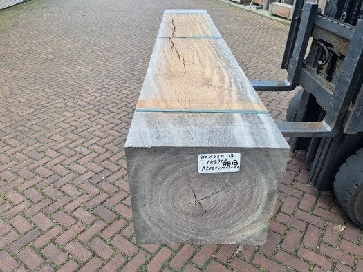 Hardhouten balk / paal 45x41 cm 2.70 meter - nr: HB13