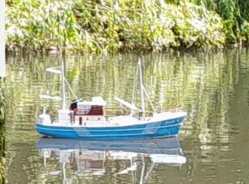 Pracht RC Houten Billingboats Progress 2 Zij arm Trawler, Hobby en Vrije tijd, Modelbouw | Boten en Schepen, Ophalen, Zo goed als nieuw