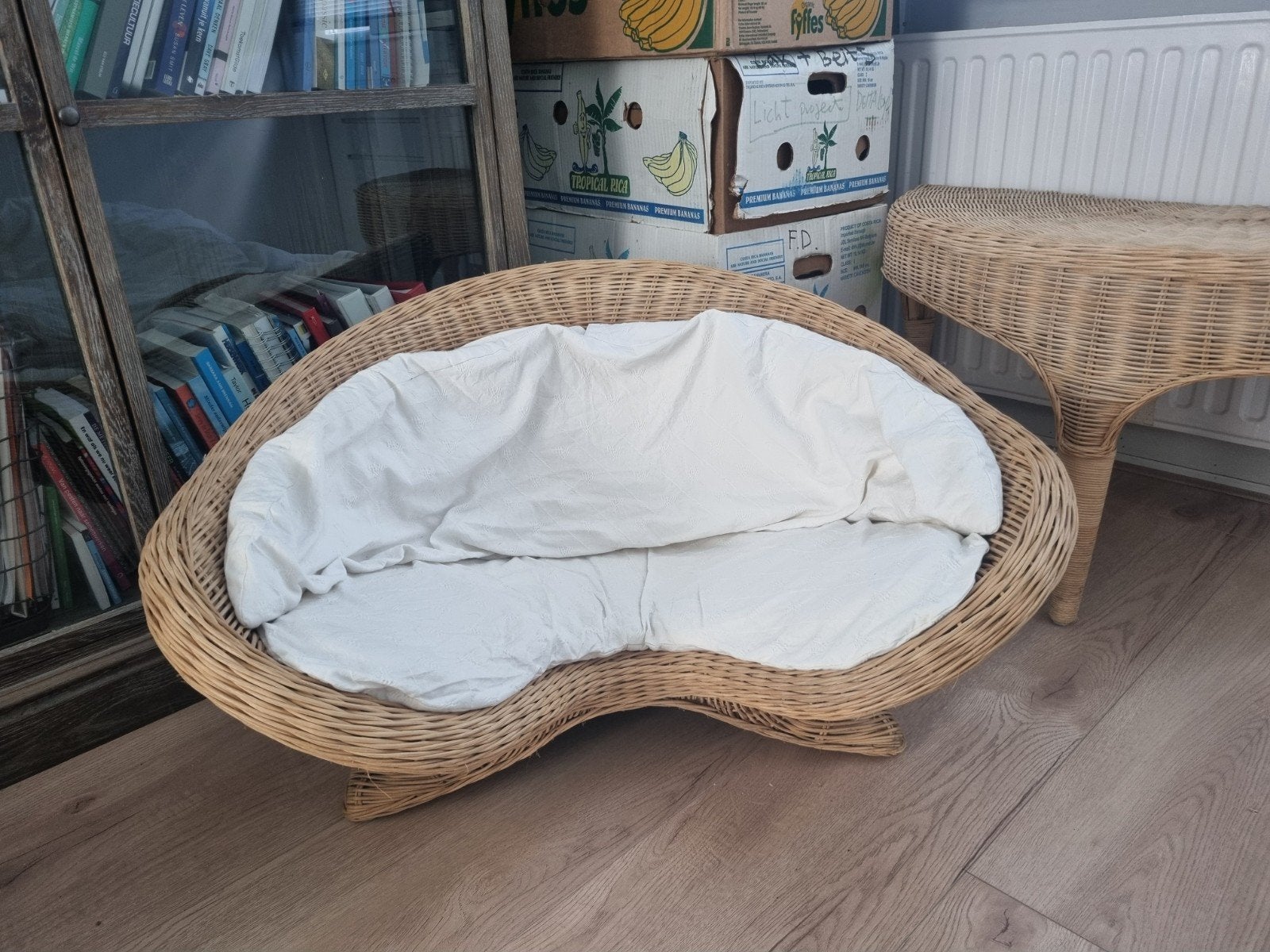 Rotan Meditatiestoel en Bijzettafel Set, Ophalen, Gebruikt, Overige kleuren, Riet of Rotan