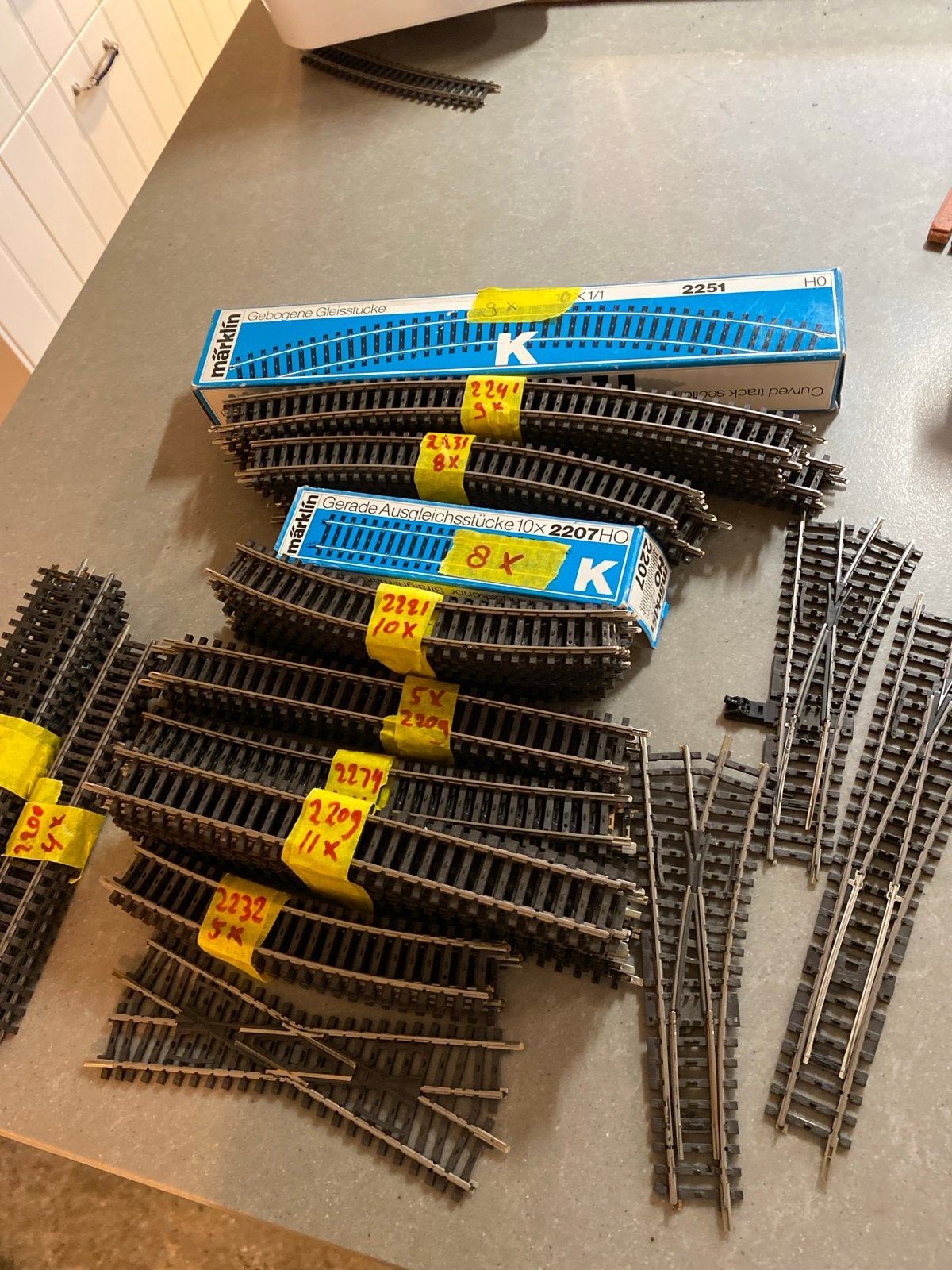 Märklin H0 K-rails: Grote partij rechte en gebogen rails, Wisselstroom, Gebruikt, Rails, Ophalen of Verzenden