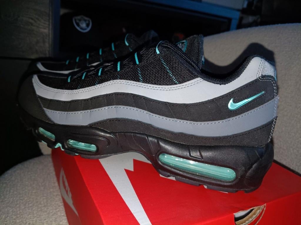 Nike Air Max 95 " Aurora Green " Nieuw & Orgineel Maat 46, Ophalen of Verzenden, Nieuw, Hardloopschoenen, Nike