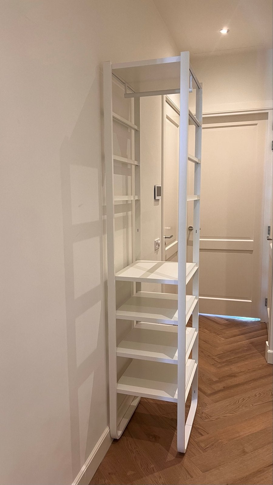 IKEA elvarlo open kledingkast, wit, 40x55x216 cm, Ophalen, 50 tot 100 cm, Zo goed als nieuw, 150 tot 200 cm