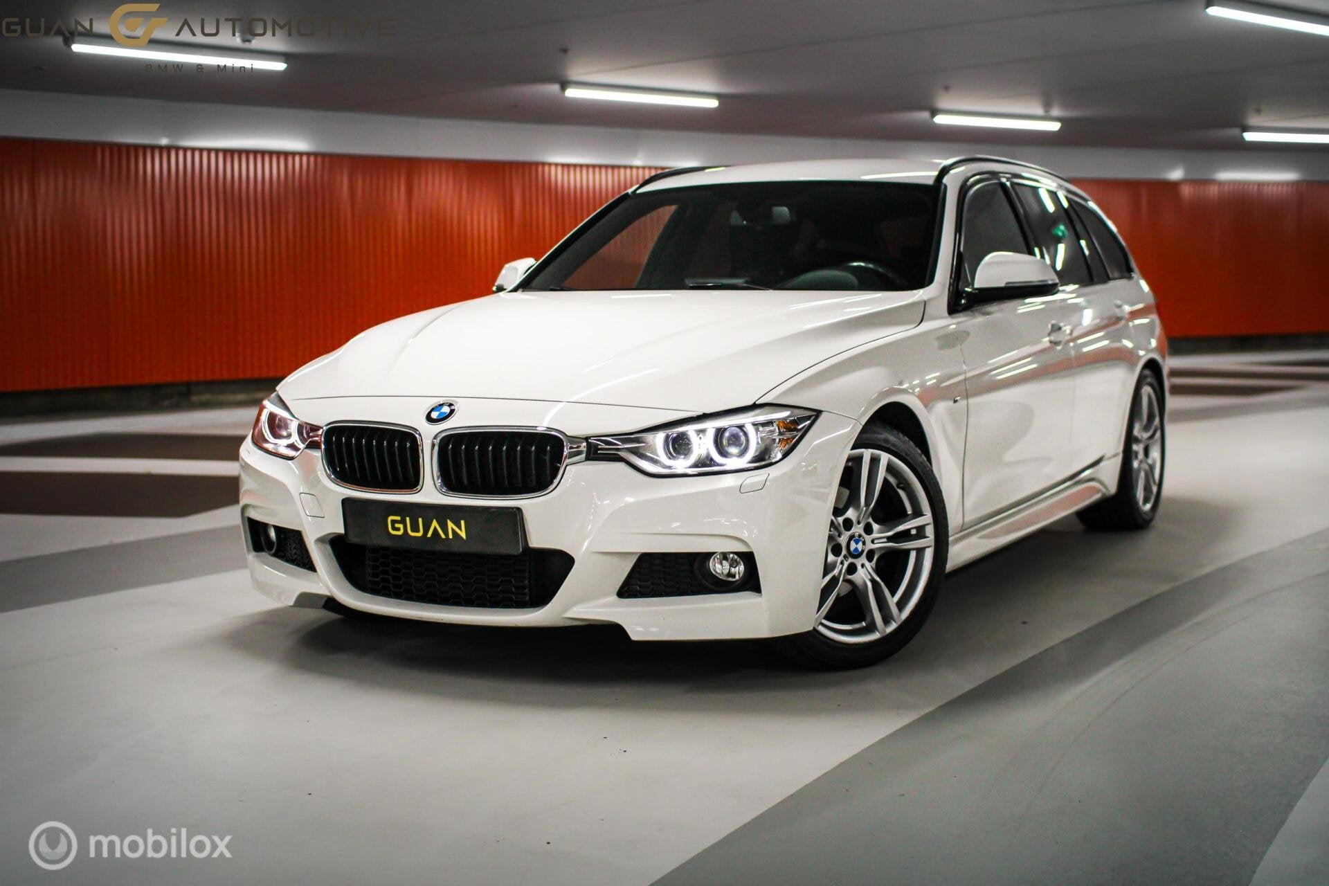 BMW 3-serie Touring M Sport Edition, Auto's, Automaat, Gebruikt, 4 cilinders, Wit