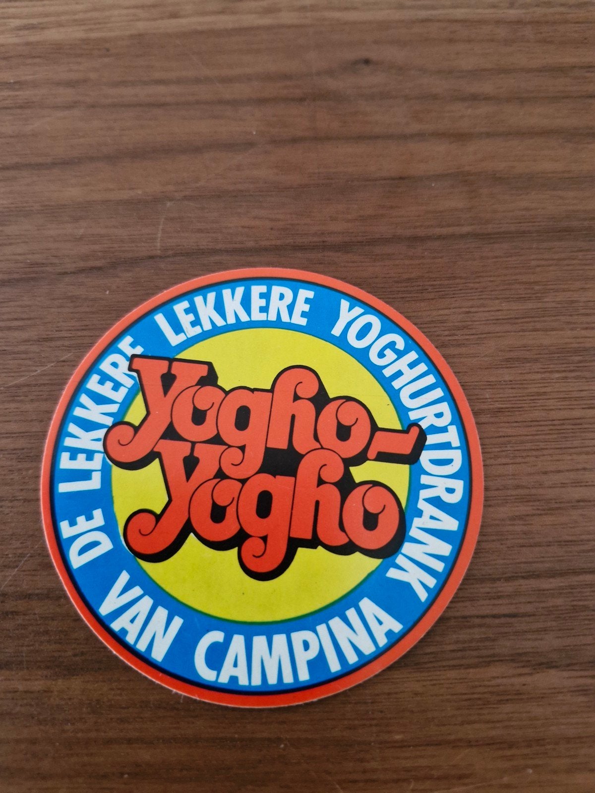 11225 Vintage Yogho Yogho sticker van Campina, Ophalen of Verzenden, Gebruikt, Merk
