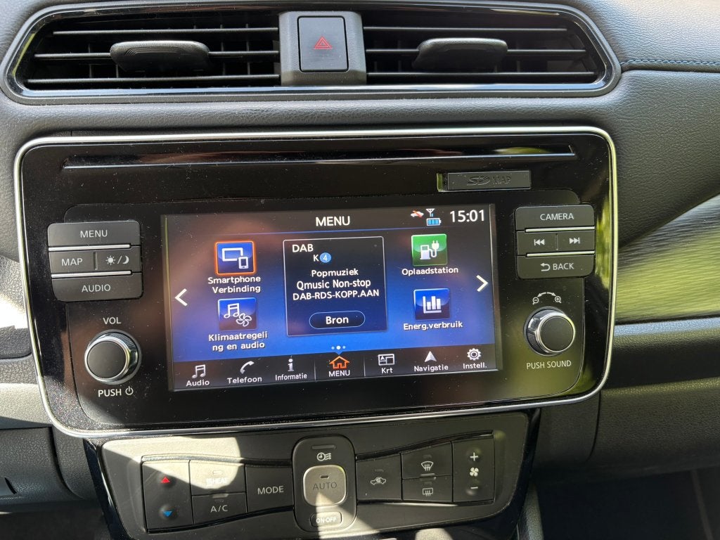Foto 13 van Nissan Leaf Electric 40kWh 2018 Zwart metallic vol opties