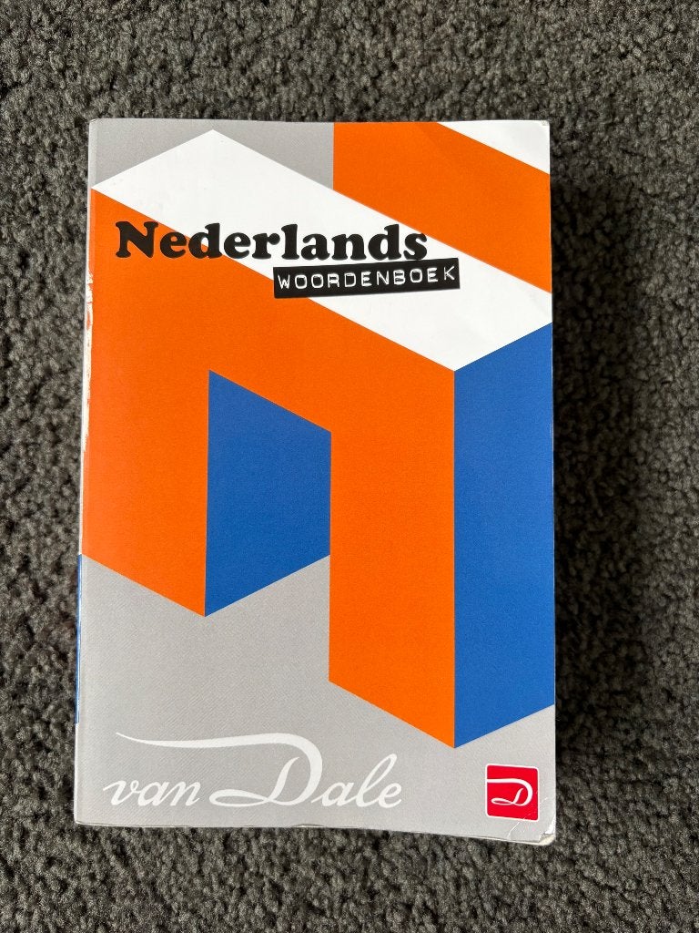 Nederlands woordenboek, Ophalen of Verzenden, Zo goed als nieuw, Prisma of Spectrum, Nederlands