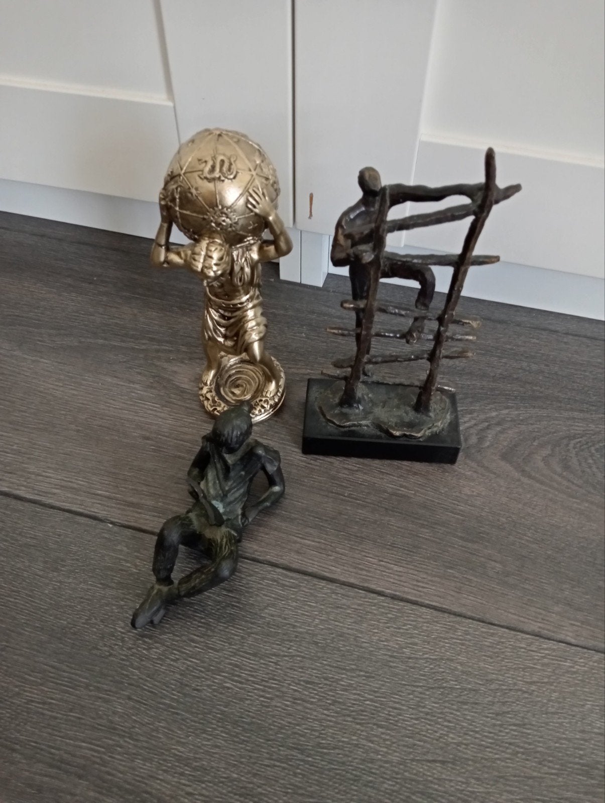 Beeld van Atlas - Griekse mythologie, Ophalen