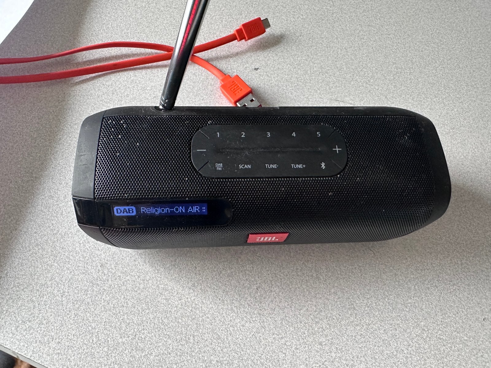 JBL Tuner radio dab+, Audio, Tv en Foto, Ophalen of Verzenden, Zo goed als nieuw