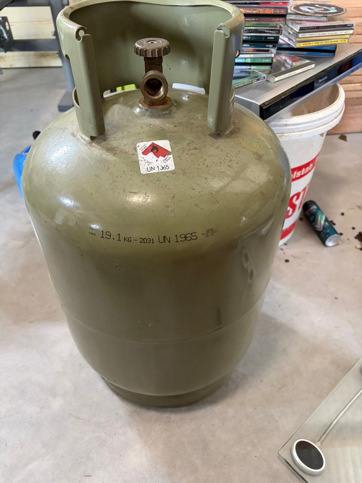 Grote gasfles (tarra 19,1 kg) gekeurd met 65% vol, Caravans en Kamperen, Ophalen, Zo goed als nieuw