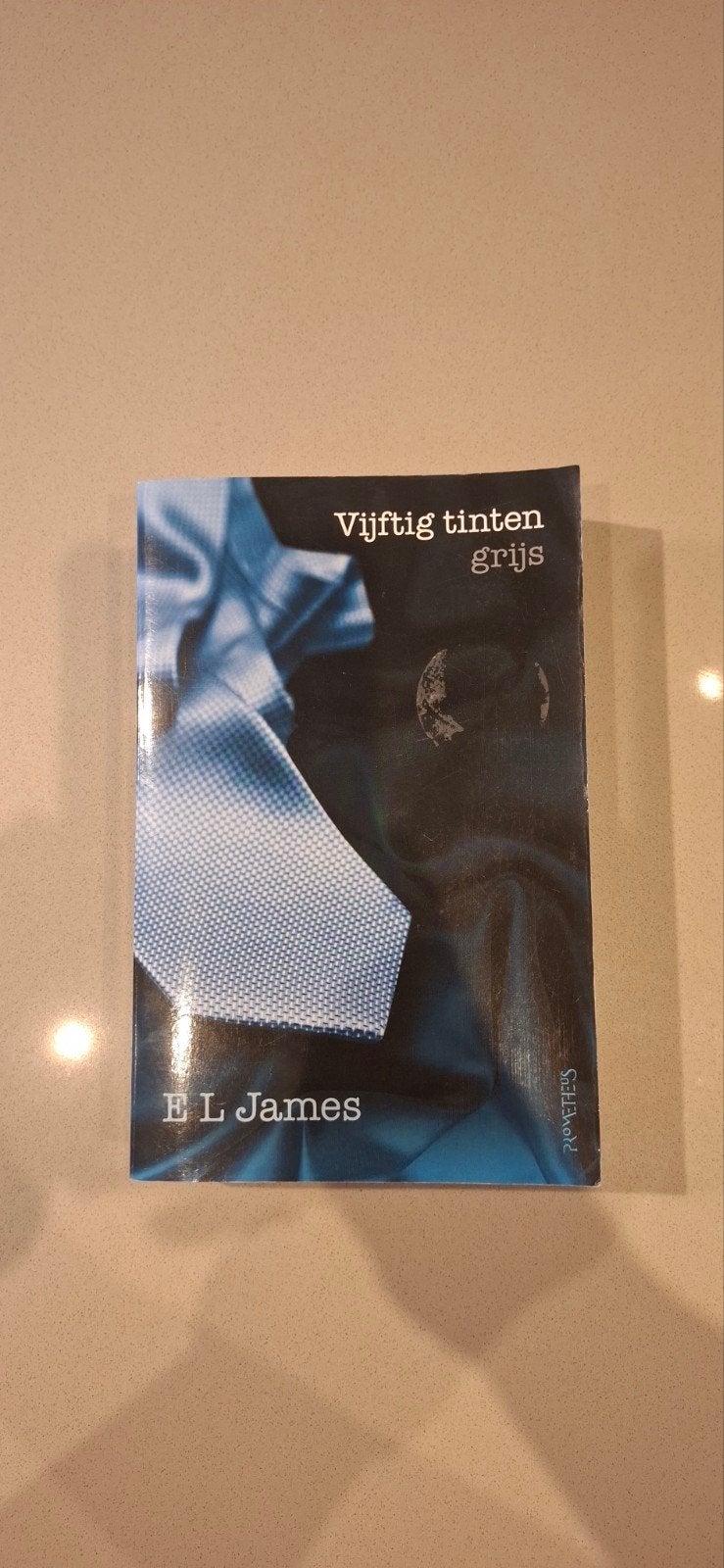 Vijftig tinten grijs – E.L. James, Boeken, E.L. James, Ophalen of Verzenden, Zo goed als nieuw, Nederland