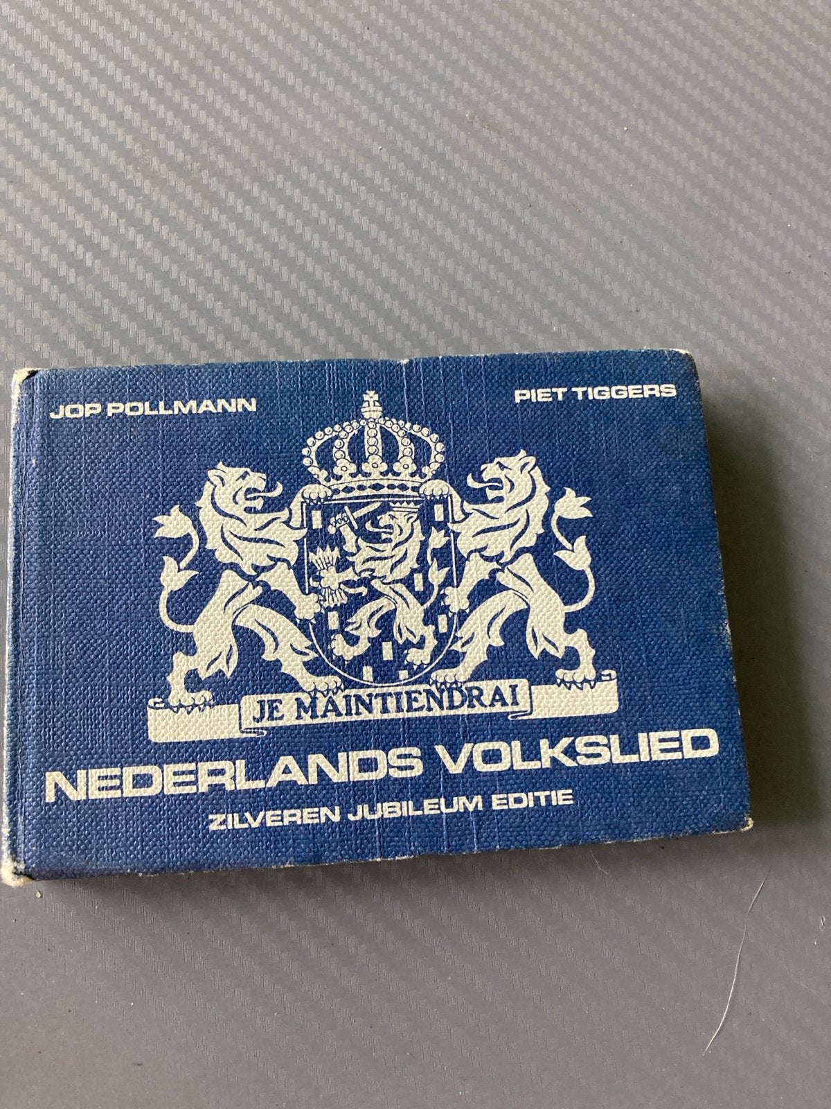 Nederlands Volkslied - Zilveren Jubileum Editie, Ophalen of Verzenden, Gelezen, Nederland