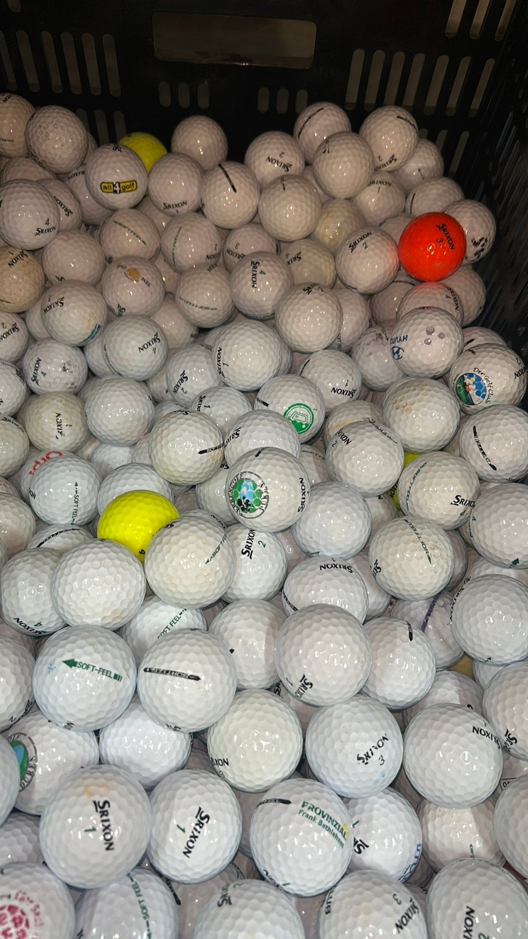 100 Stuks Srixon Soft Feel Golfballen, Ophalen of Verzenden, Zo goed als nieuw, Bal(len)