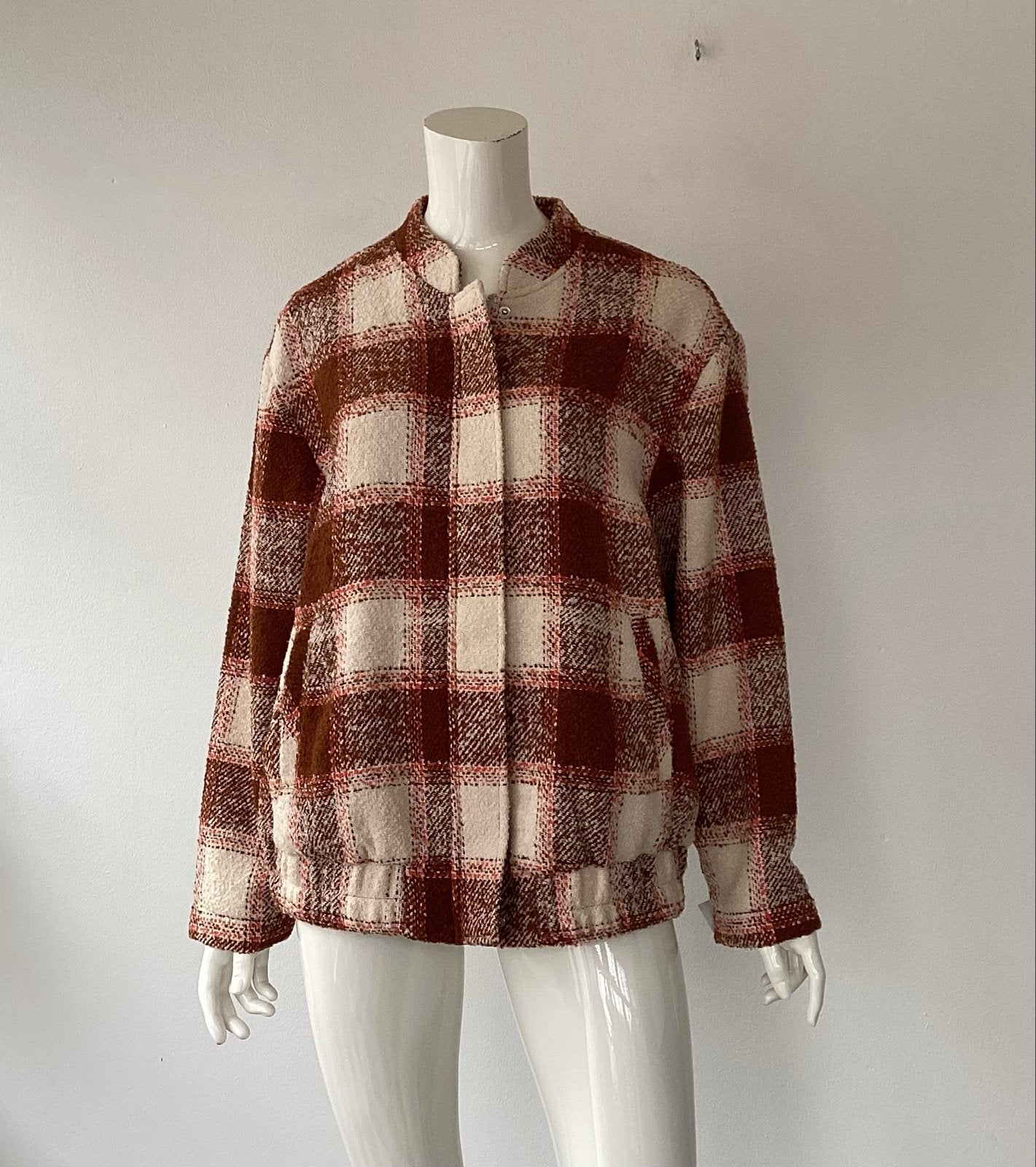 Nieuwe S.Oliver geruite jas - Maat 38/40 (M), Kleding | Dames, Ophalen of Verzenden, Nieuw, Maat 38/40 (M), Bruin