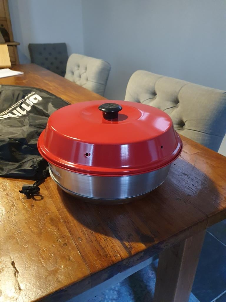 Omnia camping oven classic original 2L, Caravans en Kamperen, Kampeeraccessoires, Ophalen of Verzenden, Zo goed als nieuw