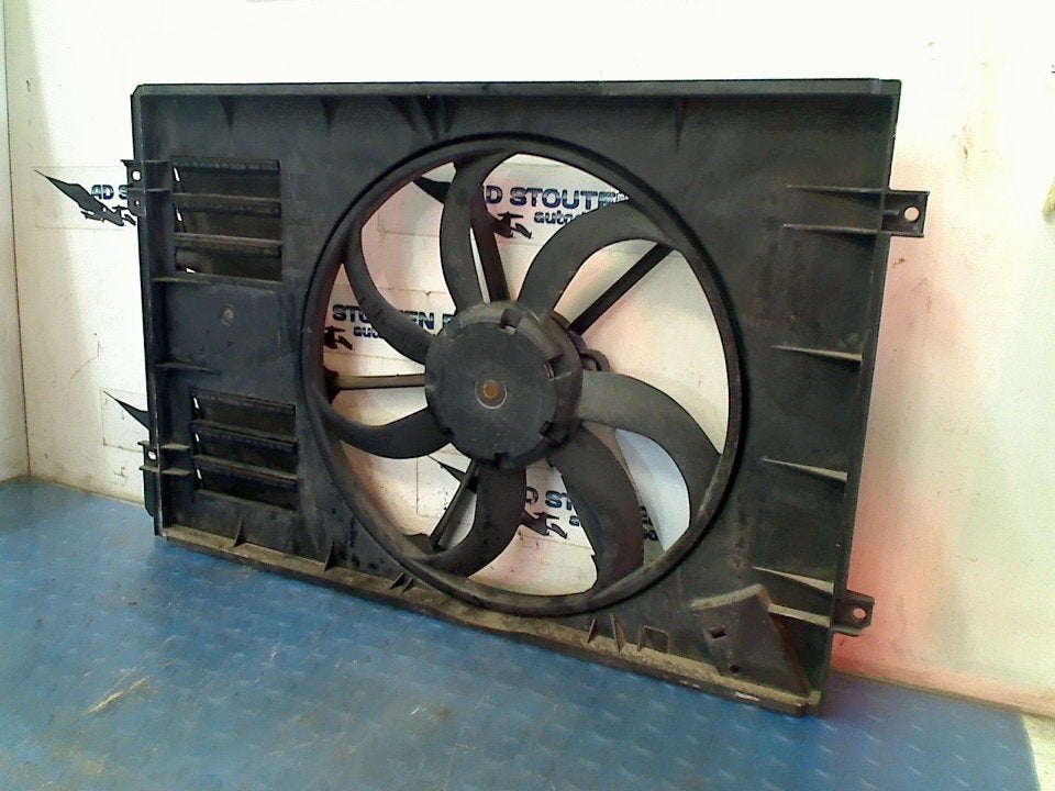 Koelventilator Audi A3 Sportback (8PA) 2012 2326012602, Gebruikt, Auto-Union-Straße  1, Ingolstadt 85057, , Duitsland, Info@audi.de