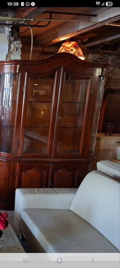Klassieke noten buffet vitrinekast met glazen deuren, Ophalen, 100 tot 150 cm, Glas, Klassiek